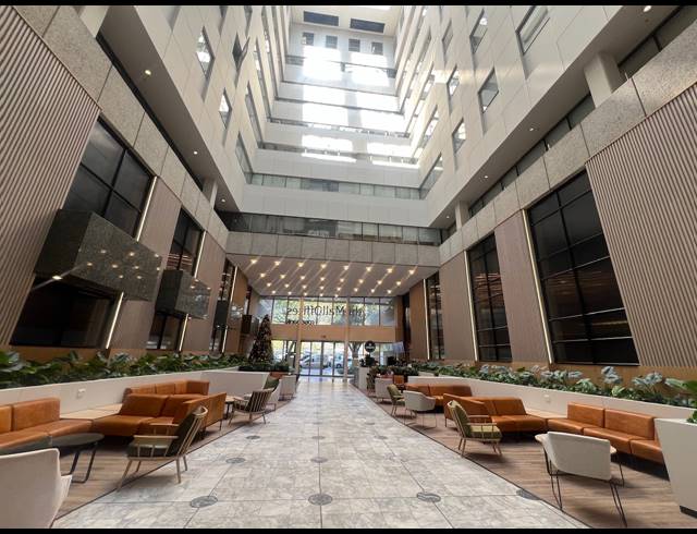 1,061M² OFFICE TO LET IN ROSEBANK